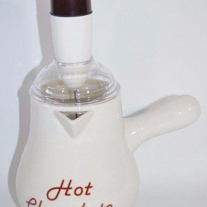 Hot Chocolate Ceramic Pitcher w/Lid & Battery Operated Frother 1 Qt